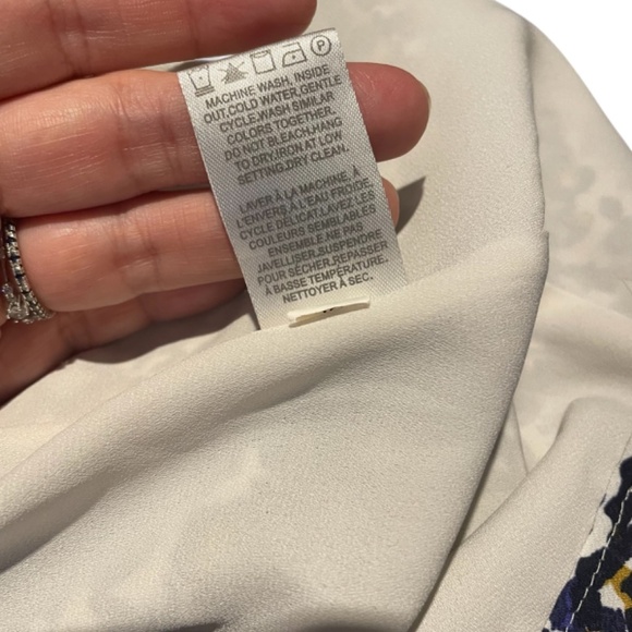 Chiffon Cheetah Sleeveless Blouse - Picture 5 of 7